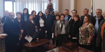 Χριστουγεννιάτικους ύμνους έψαλλε η χορωδία του ” Καλού Σαμαρείτη ” στον Δήμαρχο Εορδαίας ( ρεπορτάζ της Κούλας Πουλασιχίδου )