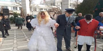 Το πατροπαράδοτο δρώμενο των “ΜΩΜΟΓΕΡΩΝ ” , αναβίωσε ο Ποντιακός Σύλλογος Πτολεμαΐδας ! (φώτο-βίντεο της Κούλας Πουλασιχίδου)