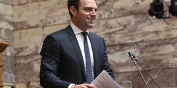 Αναβρασμός στον ΣΥΡΙΖΑ για το δάνειο Κασσελάκη: Ο Τσίπρας, οι κορυφαίοι και τα ερωτηματικά