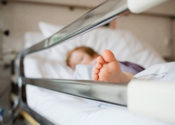 Ανησυχία μετά τον θάνατο 8χρονου από στρεπτόκοκκο: Πώς μεταδίδεται, ποια είναι τα επικίνδυνα συμπτώματα