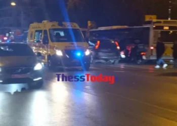 Θεσσαλονίκη: Μεγάλη επιχείρηση για διακομιδή παιδιού με σπασμούς στο νοσοκομείο