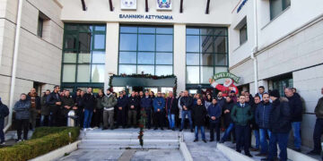 Μήνυμα των Αστυνομικών της Κοζάνης κατά της οπαδικής βίας: «Ενώνουμε τις προσευχές μας για τον συνάδελφό μας»