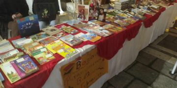 Πτολεμαΐδα: Χριστουγεννιάτικο Παζάρι μεταχειρισμένων βιβλίων από το 3ο Γυμνάσιο