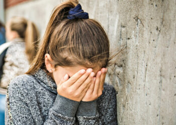 Τρεις μαθήτριες ξυλοκόπησαν 13χρονη και βιντεοσκοπούσαν τη σκηνή
