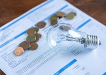 Από τη ΔΕΗ το πιο φθηνό «πράσινο» τιμολόγιο με 15,9 λεπτά τον Ιανουάριο