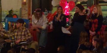 Εξαιρετική "Χριστουγεννιάτικη Γιορτή Συναισθημάτων", για τα παιδιά της Πτολεμαΐδας! ( ρεπορτάζ της Κούλας Πουλασιχίδου)