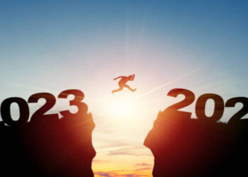 Σε λίγο φτάνει το 2024 και ένας ακόμα νέος χρόνος γεννιέται ! (της Κούλας Πουλασιχίδου)