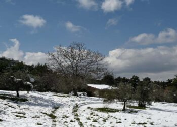 Καιρός: Βροχές και καταιγίδες… σε όλη τη χώρα, χιόνια με κρύο στη Βόρεια Ελλάδα – Επικαιροποιήθηκε το έκτακτο δελτίο