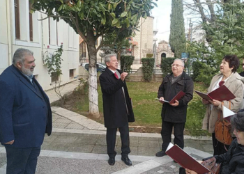 Τα κάλαντα στον Δήμαρχο Εορδαίας Παναγιώτη Πλακεντά έψαλλε ο Σύλλογος Μικρασιατών Πτολεμαΐδας