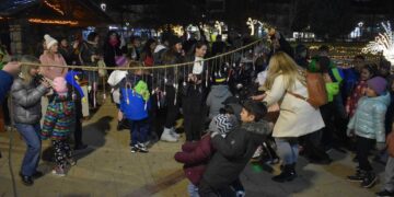 Με τη γιορτή ζαχαρωτών συνεχίστηκαν οι Χριστουγεννιάτικες εκδηλώσεις του Δήμου Φλώρινας