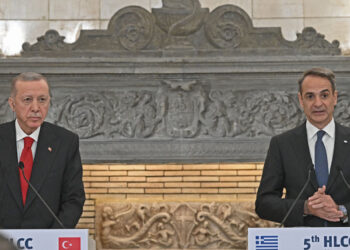 Μητσοτάκης: Επόμενο βήμα η προσέγγιση για οριοθέτηση υφαλοκρηπίδας, ΑΟΖ - Ερντογάν: Είμαστε αδέλφια, δεν υπάρχει πρόβλημα που δεν μπορεί να λυθεί