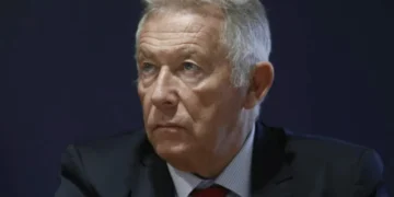 Ιωάννης Μπασιάς: Η ευχή για έξοδο από ορυκτά καύσιμα και η σκληρή πραγματικότητα (ηχητικό)