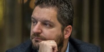 Επιταχύνοντας την προσπάθεια στην πορεία της Ελλάδας προς την κλιματική ουδετερότητα  – Άρθρο του Νίκου Ντάβου στο Αφιέρωμα του ENERGYPRES για τις εμπειρίες του 2023, τις προκλήσεις και τις προσδοκίες για το 2024