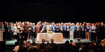 Οι απουσίες από την Ορκωμοσία του Γιάννη Κοκκαλιάρη