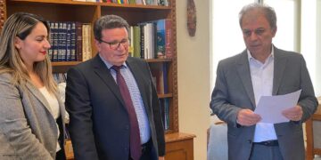 Ορκίστηκαν περιφερειακοί σύμβουλοι οι Κατερίνα Δαδαμόγια και Νίκος Σαμαράς