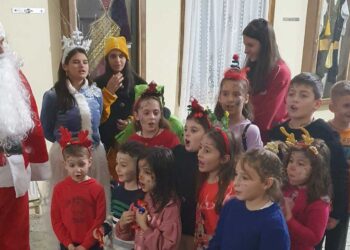 Οταν η Νιφάδα συνάντησε τα Ξωτικά της Ασβεστοπετρας...