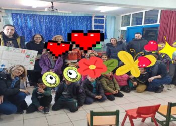 Ένα φορτηγό παιχνίδια συγκέντρωσαν οι μαθητές  του Νηπιαγωγείου και Δημοτικού Σχολείου Ασβεστόπετρας για να δώσουν χαρά σε άλλα παιδιά