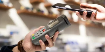 POS σε ταξί, λαϊκές αγορές, τσαγκάρηδες, ασφάλειες ζωής, τριτοβάθμια εκπαίδευση