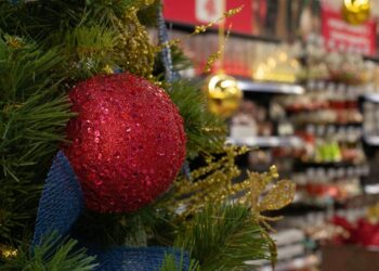 Πρεμιέρα σήμερα για το «Καλάθι των Xριστουγέννων» στα σούπερ μάρκετ