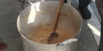 Πτολεμαΐδα: Σε εξέλιξη το έθιμο της Βαρβάρας από τη θρακική Εστία Εορδαίας στην κεντρική πλατεία της πόλης (βίντεο και φώτο)