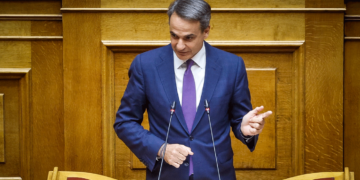 Στη Βουλή σήμερα η «μάχη» για το νέο φορολογικό των ελεύθερων επαγγελματιών: Τι θα πει ο Μητσοτάκης