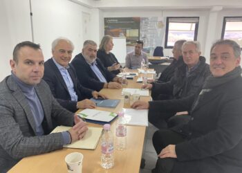 Πως ο Πλακεντάς κέρδισε το σκληρό πόκερ της ΔΙΑΔΥΜΑ- Τα μπλοκ των Δημάρχων με φόντο την ΠΕΔ και οι εξωθεσμικές παρεμβάσεις στην αυτοδιοίκηση(VIDEO)