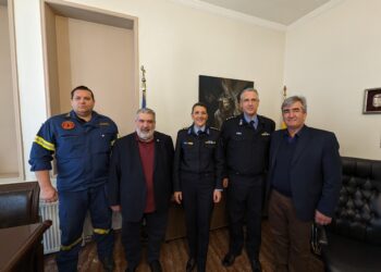 Επίσκεψη της νέας Διοικήτριας της Πυροσβεστικής Σχολής Πτολεμαΐδας στον Δήμαρχο Εορδαίας