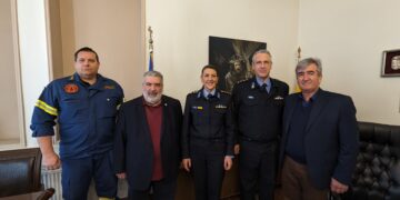 Επίσκεψη της νέας Διοικήτριας της Πυροσβεστικής Σχολής Πτολεμαΐδας στον Δήμαρχο Εορδαίας