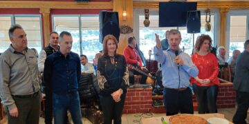 Ο Πολιτιστικός Σύλλογος και Φανός «Η Κόζιανη» έκοψε τη βασιλόπιτά της