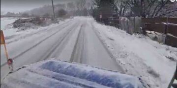 Επί ποδός και χωρίς σταματημό τα εκχιονιστικά μηχανήματα και οι εργαζόμενοι στο Δήμο Εορδαίας (βίντεο)