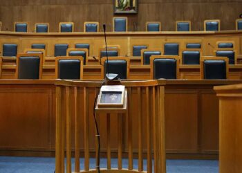 Απόφαση - σταθμός στη Θεσσαλονίκη: Παράνομη ηχογράφηση αθώωσε πατέρα που κατηγορούνταν για βιασμό της 5χρονης κόρης του