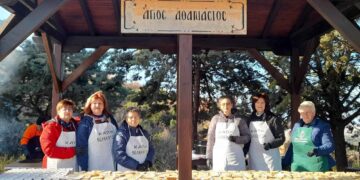 Το έθιμο της λουκανικοφαγίας στο Βελβεντό