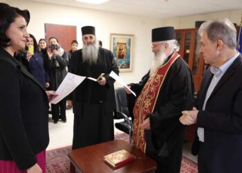 Ορκίστηκε περιφερειακή σύμβουλος η Ελένη Χονδροματίδου – ΦΩΤΟ