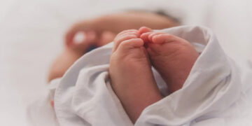 Επίδομα γέννησης: Πώς κλιμακώνεται η αύξηση με βάση τα παιδιά