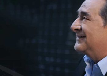 Εσύ το είχες ακούσει; Το τελευταίο "δώρο" του Βασίλη Καρρά σε εμάς πριν το θάνατο του ήταν οι «Κακές συνήθειες» του Μίλτου Πασχαλίδη