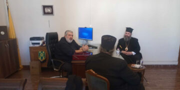 Εθιμοτυπική συνάντηση του Μητροπολίτη Φλωρίνης κ. Ειρηναίου στο Δημαρχείο Εορδαίας εχθές Τετάρτη 24/1