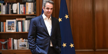 Γάμος ομόφυλων: Αλλάζει το κλίμα στους γαλάζιους βουλευτές - «Βελούδινη» πίεση από τον Πρωθυπουργό στους διαφωνούντες