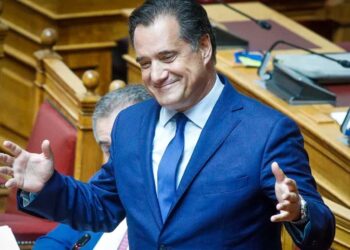 Γεωργιάδης: «Ξεπαγώνουν» οι τριετίες μετά από 12 χρόνια, το απόλυτο εργαλείο η ψηφιακή κάρτα»