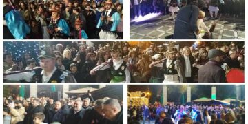 Με επιτυχία οι Γιορτές του Μώμου στην κατάμεστη από κόσμο κεντρική πλατεία της Πτολεμαΐδας (φώτο-βίντεο)