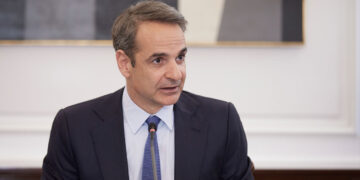 “Γκάζι” από Μητσοτάκη με μέτρα για ακρίβεια, αυξήσεις, ομόφυλα ζευγάρια – Ο σχεδιασμός του 2024