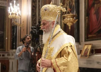 Μητροπολίτης Καλαβρύτων: Το νομοσχέδιο για τα ομόφυλα ζευγάρια θα… τελειώσει το DNA του Έλληνα