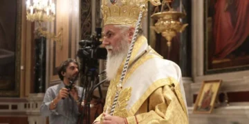 Μητροπολίτης Καλαβρύτων: Το νομοσχέδιο για τα ομόφυλα ζευγάρια θα… τελειώσει το DNA του Έλληνα