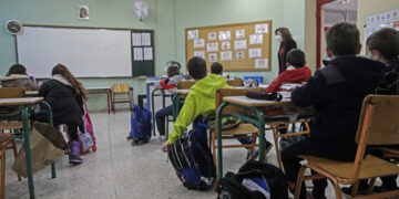 Κορονοϊός: Αύξηση 44% στις νοσηλείες- Ανησυχία για τη διασπορά στα σχολεία