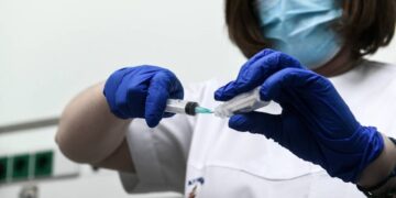 Κορονοϊός: Θα φτάσουμε τα 8.800 κρούσματα ημερησίως και 80 θανάτους την εβδομάδα λέει ο Σαρηγιάννης