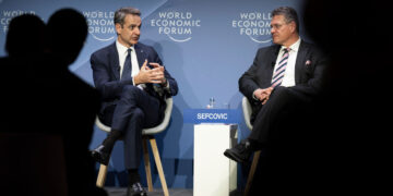 Κυριάκος Μητσοτάκης από Νταβός: Θέλουμε η Ελλάδα να εξάγει πράσινη ενέργεια αξιοποιώντας τα αιολικά