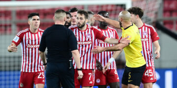 Οι φάσεις για τις οποίες διαμαρτύρεται ο Ολυμπιακός στο παιχνίδι με την ΑΕΚ - Βίντεο