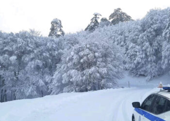 ΩΡΑ 12.00: Που χρειάζονται αλυσίδες στη Δ. Μακεδονία – Νεότερη ανακοίνωση της Αστυνομίας για την κατάσταση στο οδικό δίκτυο