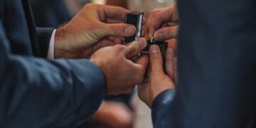 Παρασκήνιο: Όσα έγιναν χθες βράδυ στην ενημέρωση βουλευτών ΝΔ -Διαφωνίες και απαντήσεις για τον γάμο ομοφύλων