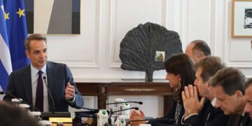 Πληροφορίες ότι έρχεται ανασχηματισμός -Ποια υπουργεία θα αφορά