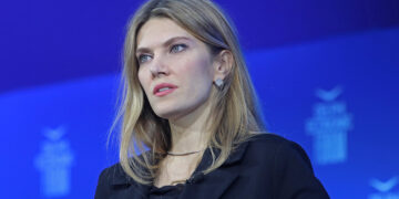 Qatargate: Η Εύα Καϊλή καταγγέλλει μασονία, ελευθεροτεκτονισμό, παραβίαση δικαιωμάτων και συγκρούσεις συμφερόντων